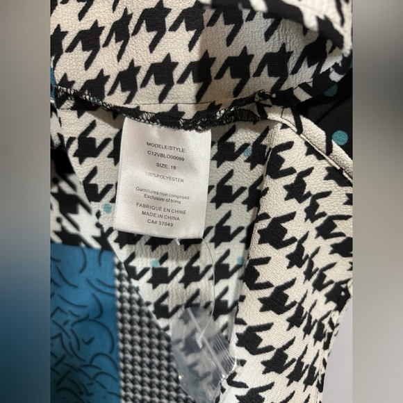 NWT, Claire France, Plus Size Patchwork Blouse, 18W, Black, White, Blue - Picture 7 of 9